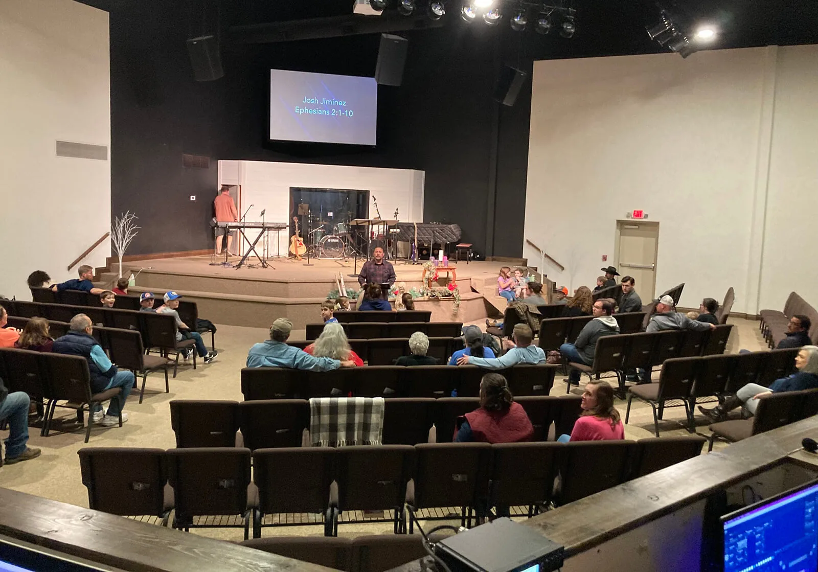 Who We Are Emmanuel Church in Weatherford, TX